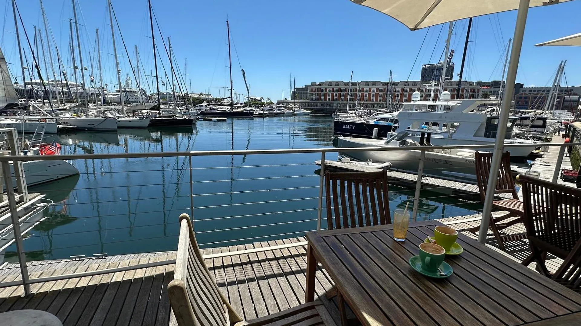V&A Waterfront Cape Town The Most Secure And Luxurious 3 Bedroom Apartment With Views From All The Rooms ! Südafrika