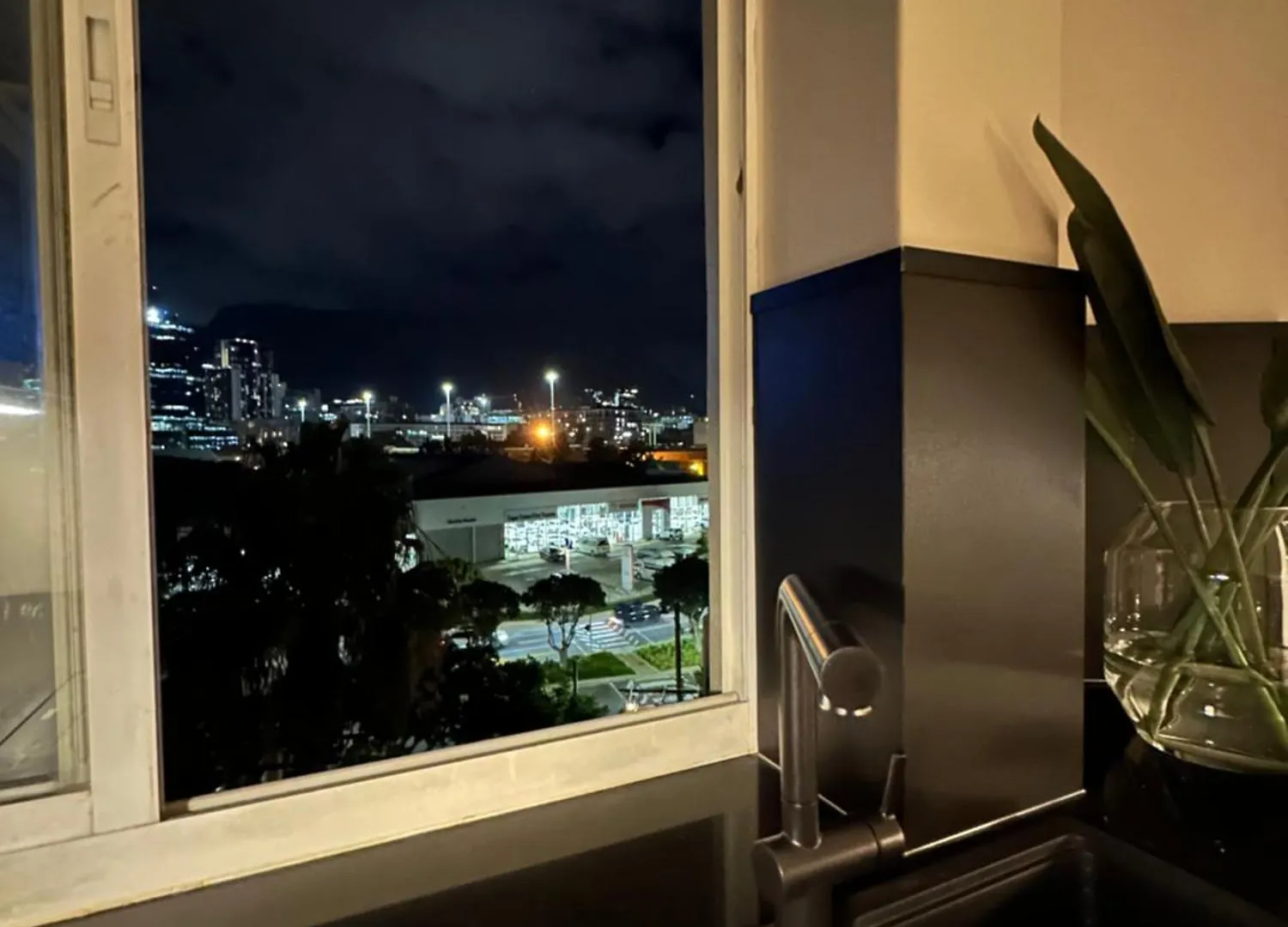 V&A Waterfront Cape Town The Most Secure And Luxurious 3 Bedroom Apartment With Views From All The Rooms ! Südafrika