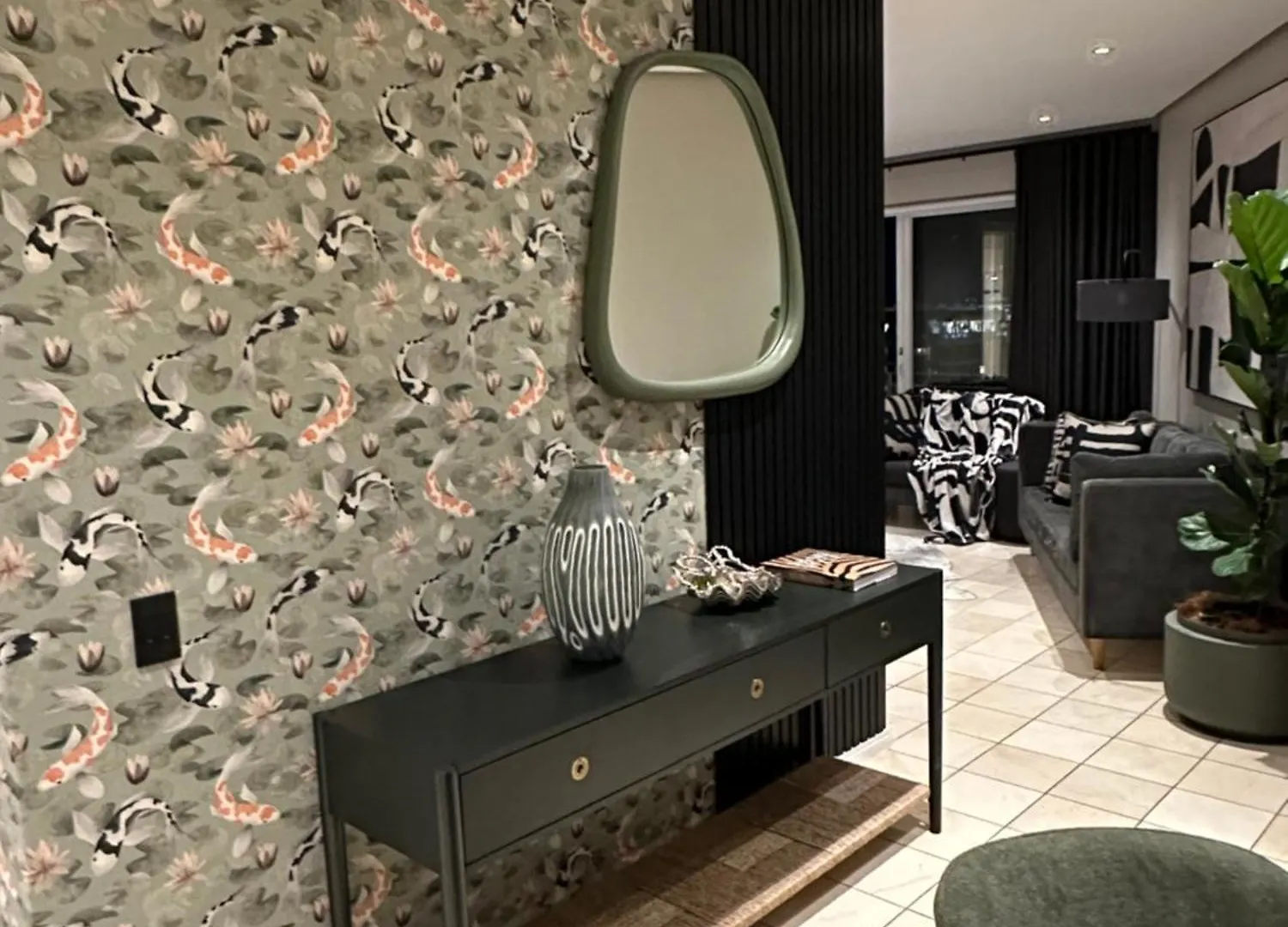 V&A Waterfront Cape Town The Most Secure And Luxurious 3 Bedroom Apartment With Views From All The Rooms ! 0*,