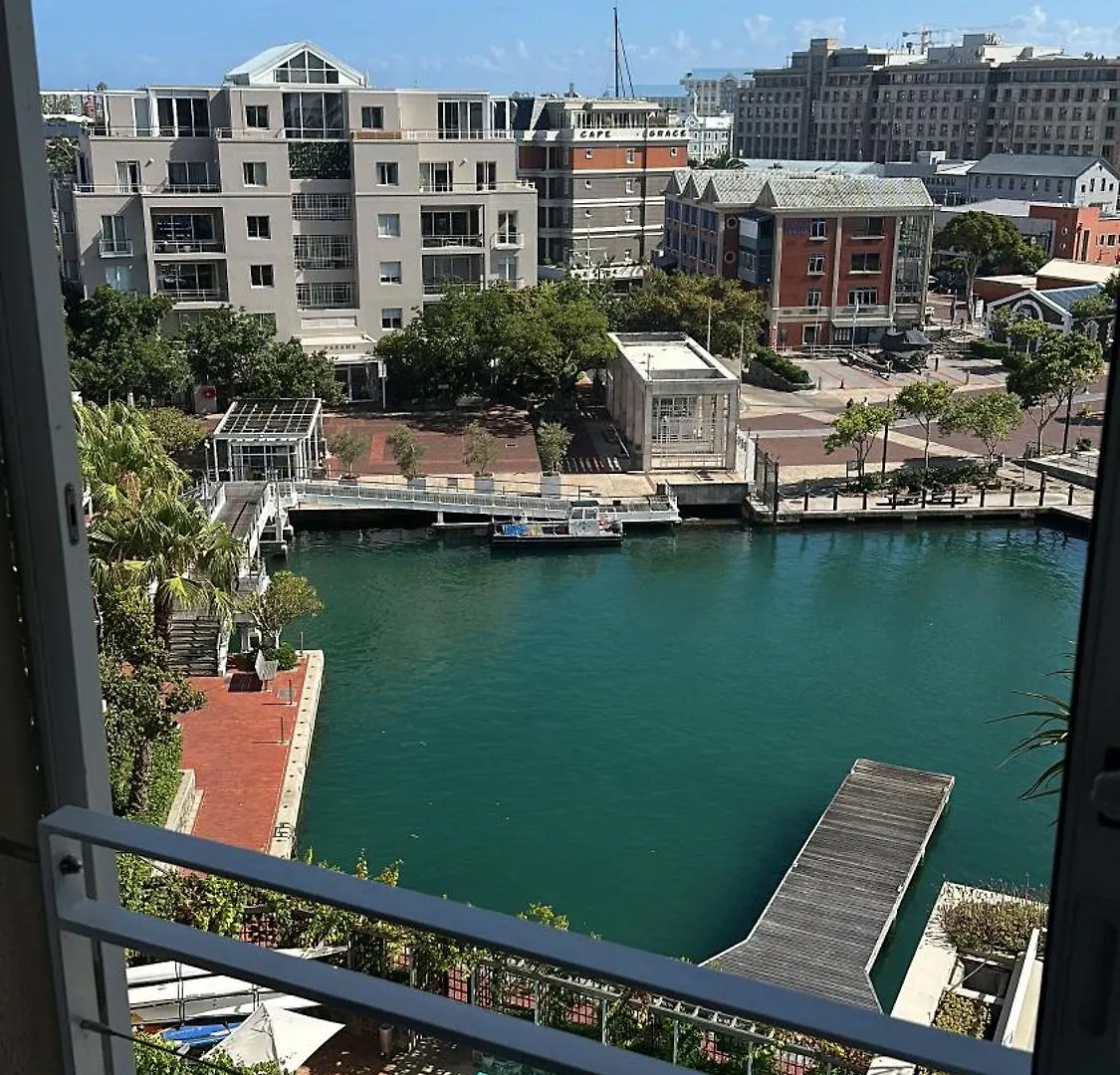 V&A Waterfront Cape Town The Most Secure And Luxurious 3 Bedroom Apartment With Views From All The Rooms !