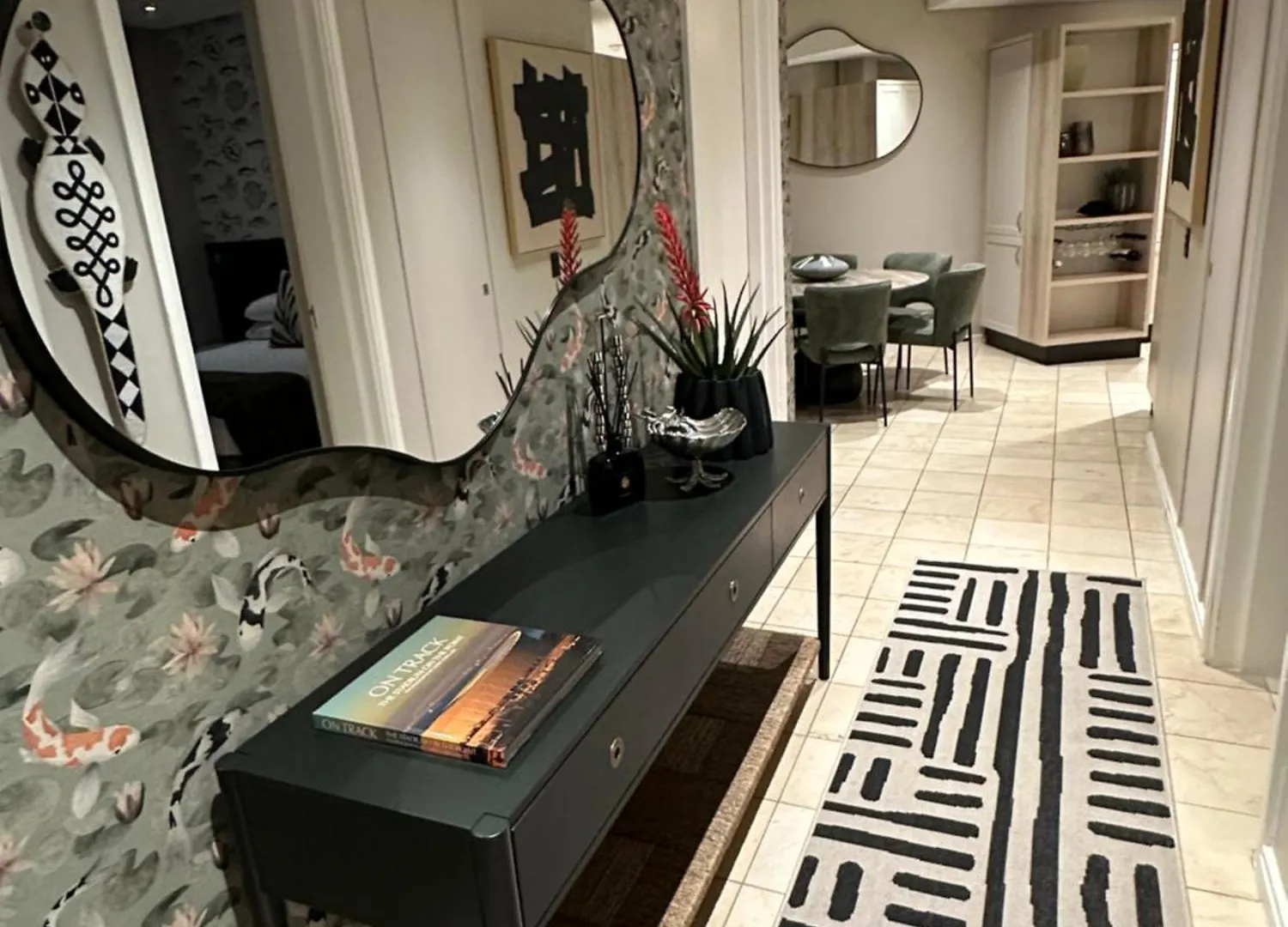 V&A Waterfront Cape Town The Most Secure And Luxurious 3 Bedroom Apartment With Views From All The Rooms !